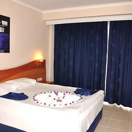 فندق Ananea Kleopatra - Adults Only 12 3*